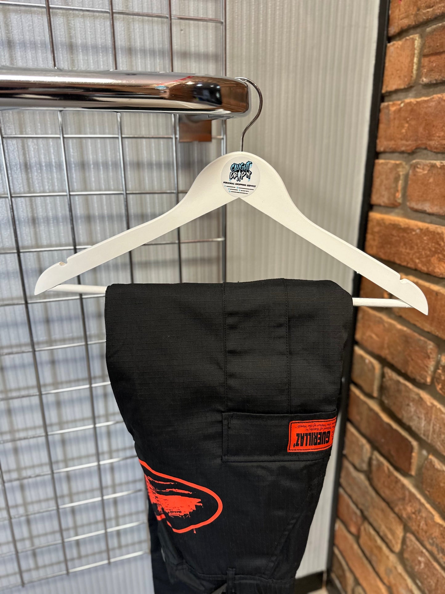 Corteiz Alcatraz Red Logo, Black Cargos