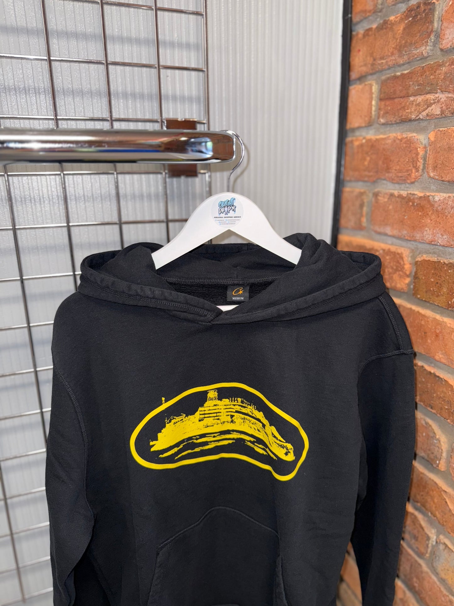 Corteiz Alcatraz Logo, Honey Black Hoodie