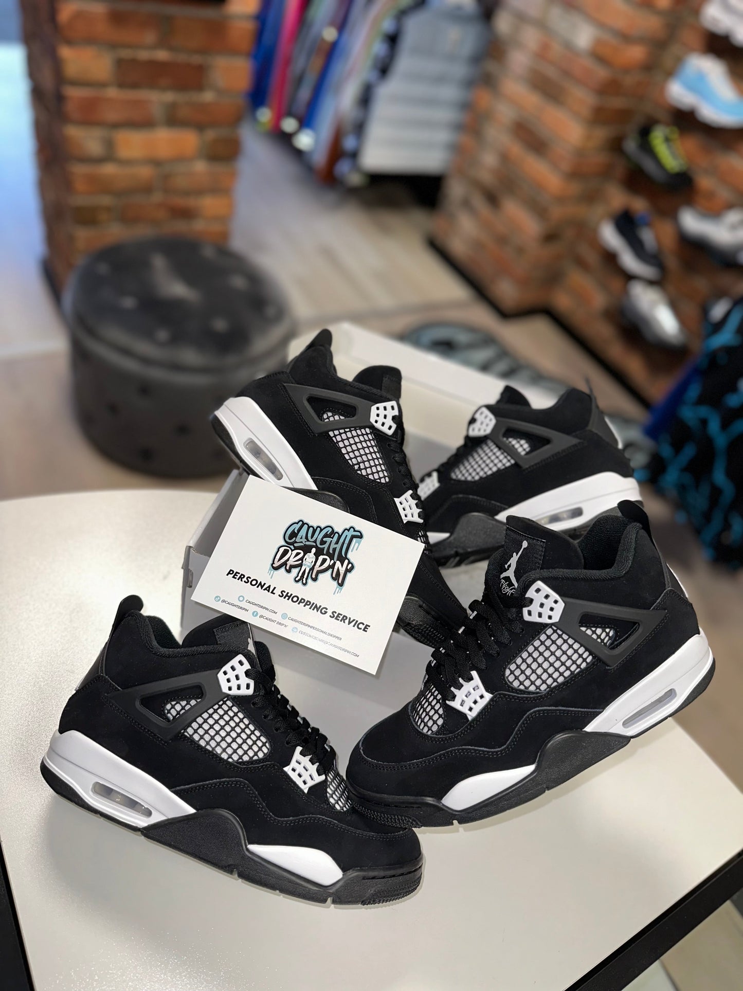 Jordan 4 White Thunder 2024