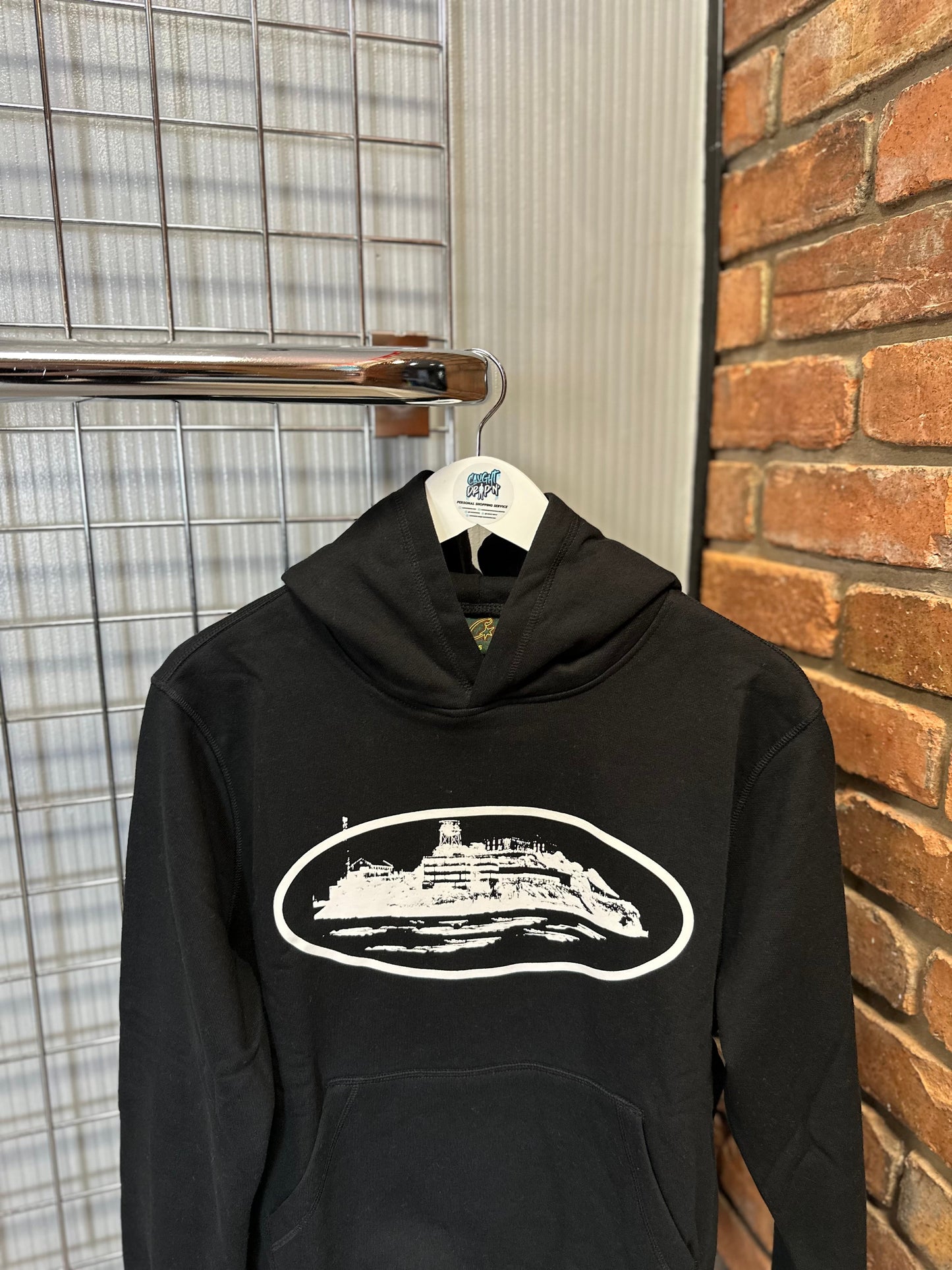 Corteiz Alcatraz White Logo, Black Hoodie