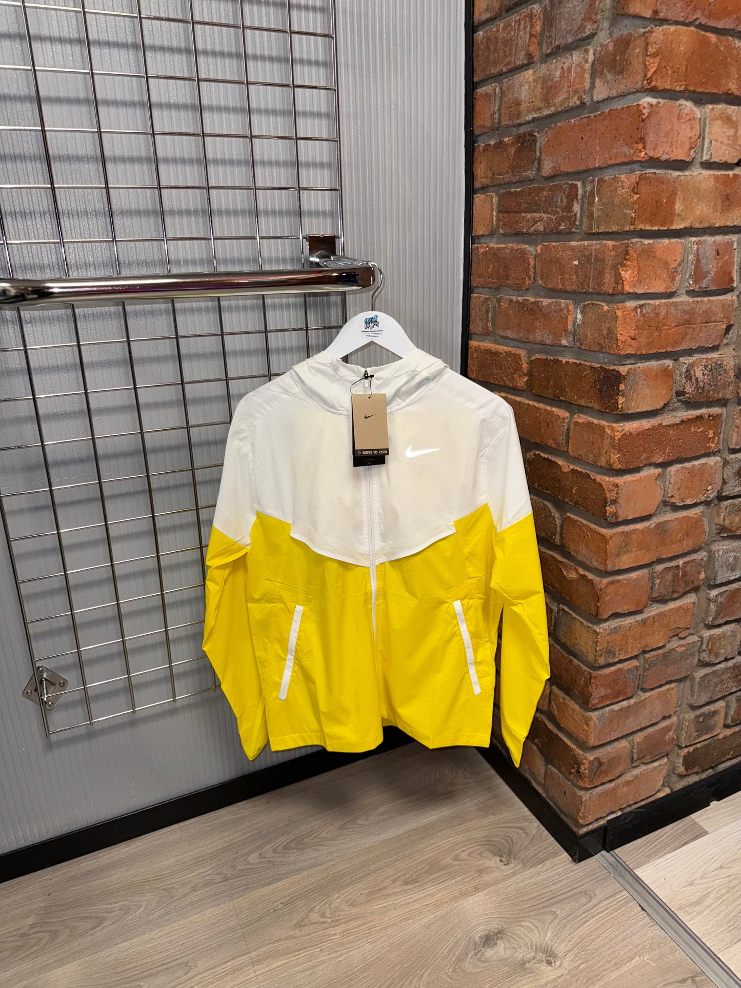 Nike Windrunner Jacket Lightening Yellow | White