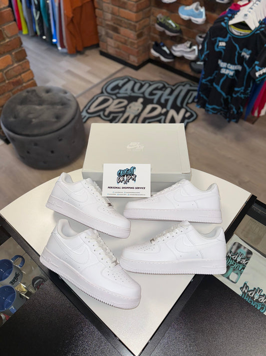 Nike Air Force 1 Triple White