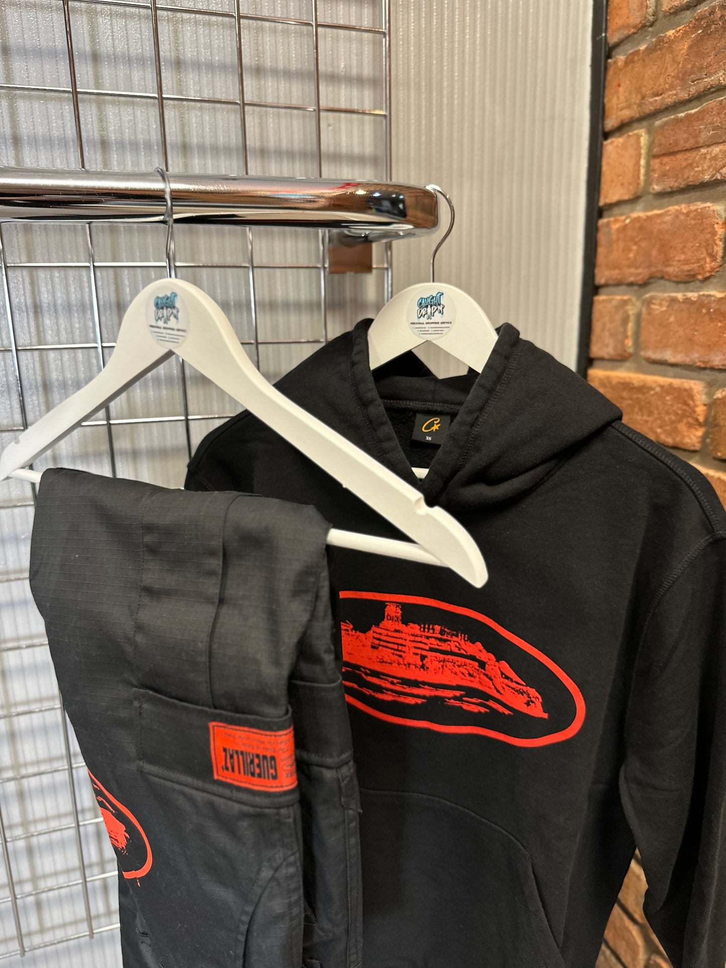 Corteiz Alcatraz Red Logo, Black Hoodie | Cargos