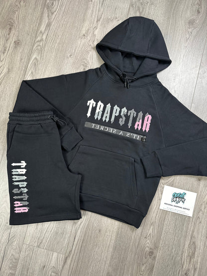 Trapstar Decoded Hoodie Shorts Black | Pink