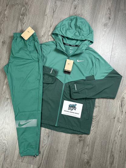 Nike Woven Performance Windrunner Tracksuit Green