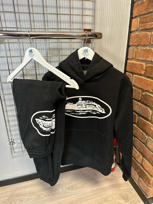 Corteiz Alcatraz White Logo, Black Full Tracksuit