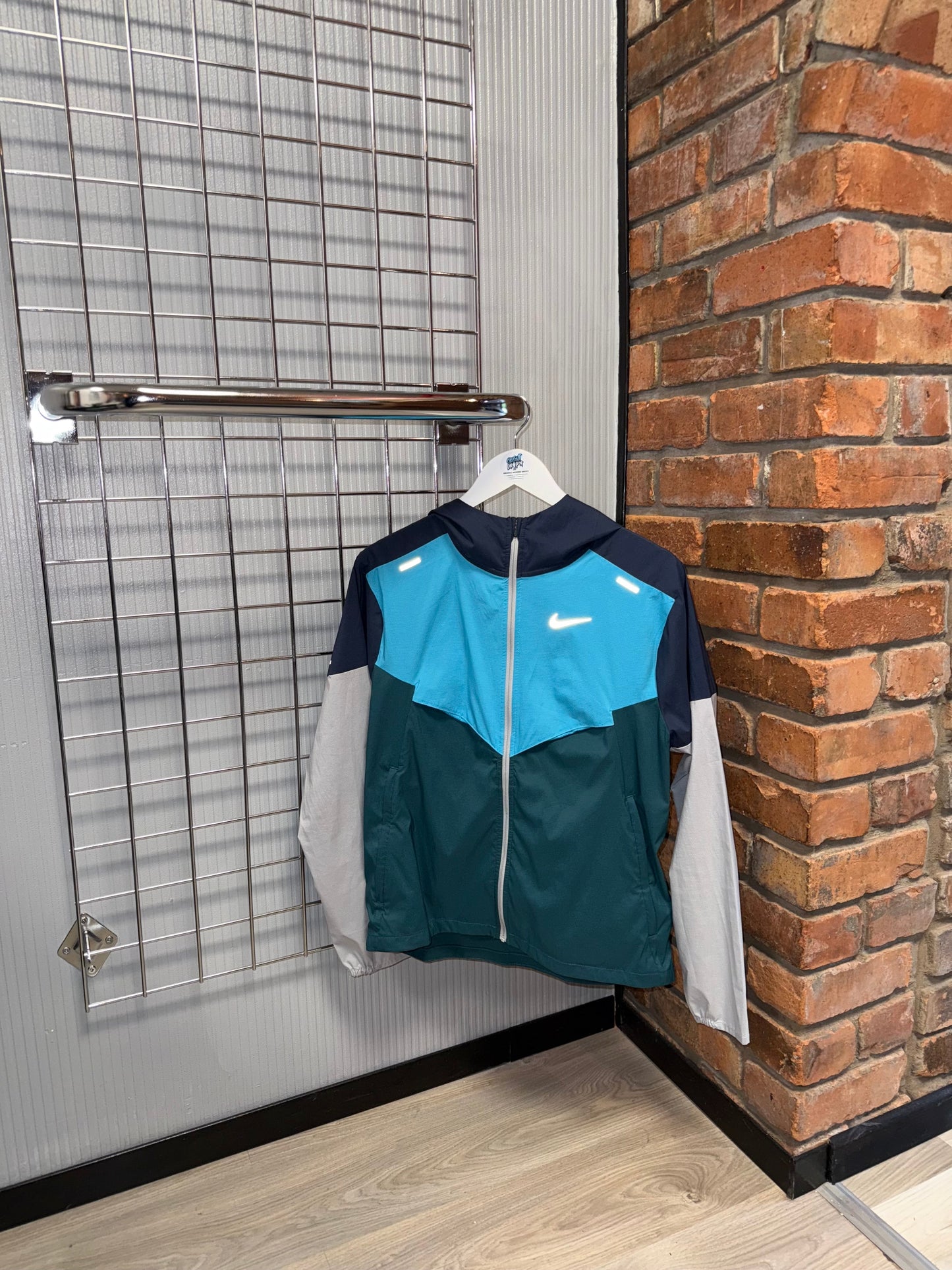 Nike Windrunner Jacket Petrol | Aqua
