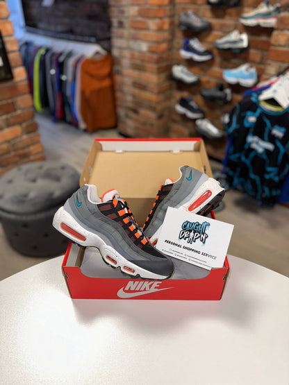 Nike Air Max 95’s Black Speckled Orange 2018