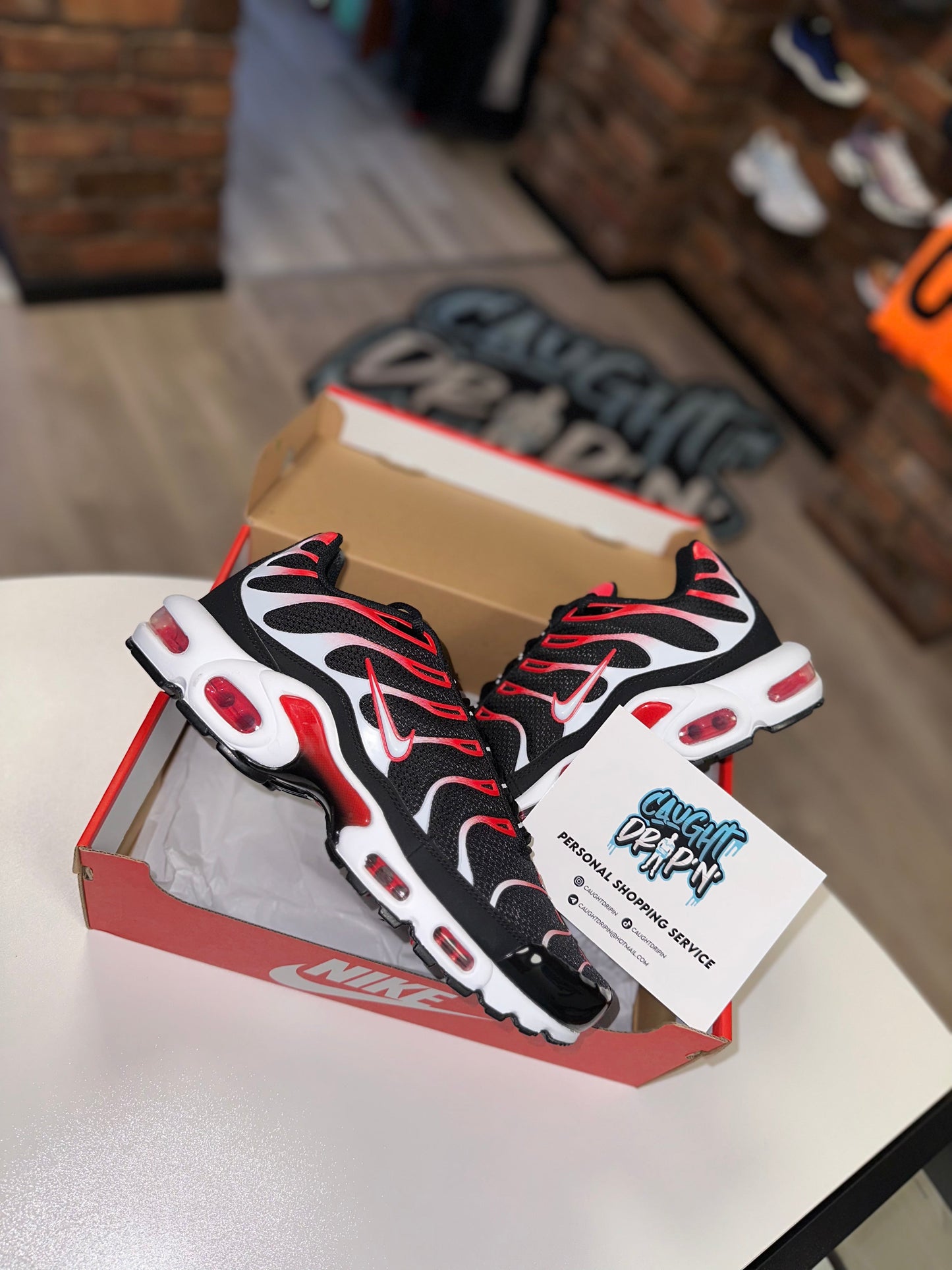 Nike Air Max Plus TN Black | University Red 2023