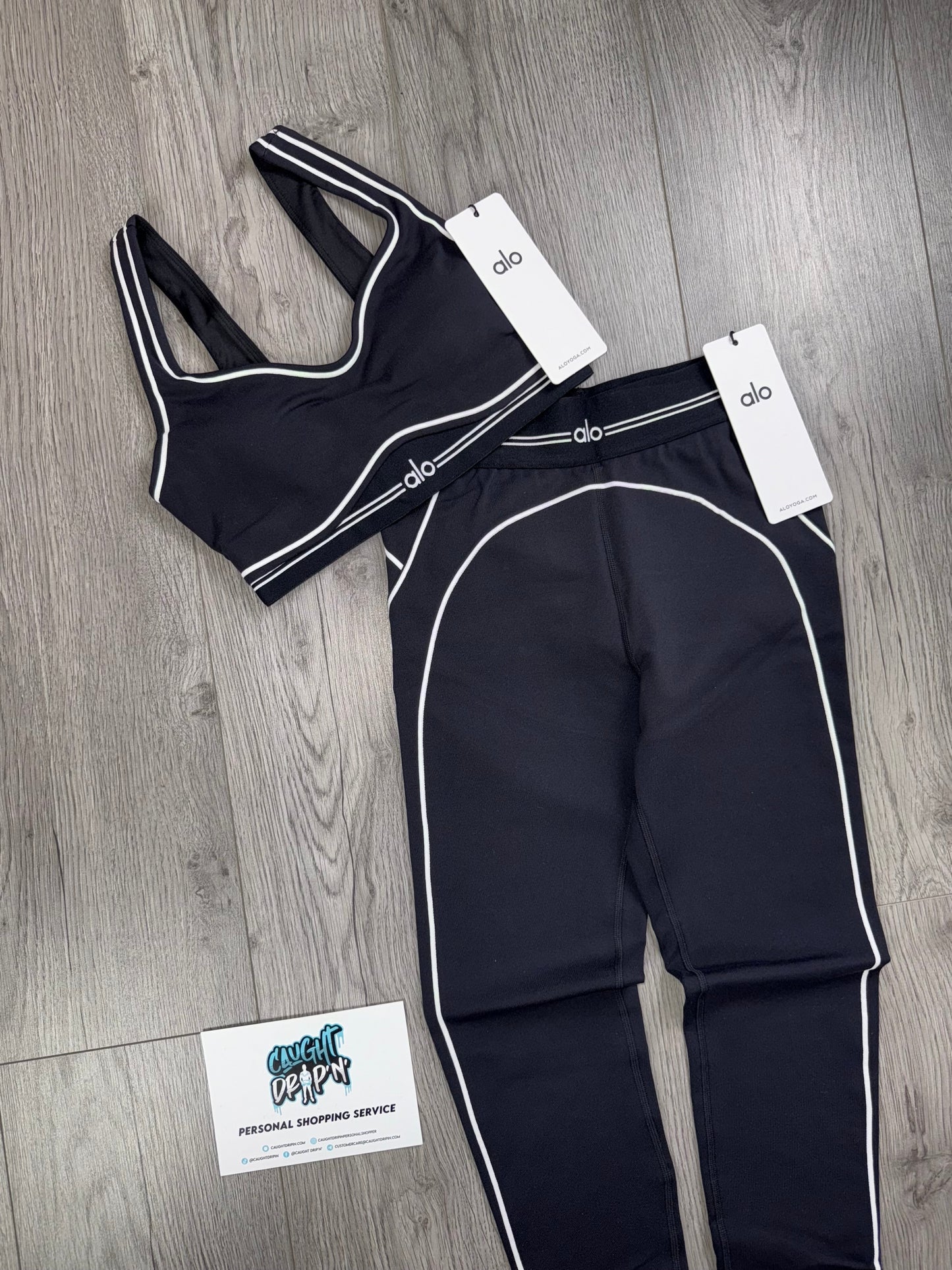 Women’s Alo High Waisted Black | White Bra & Leggings Set