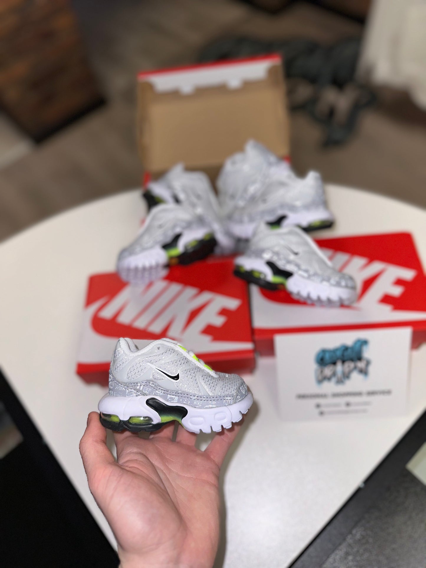 Nike Air Max Plus TN Toddler Wolf Grey | Neon 2023