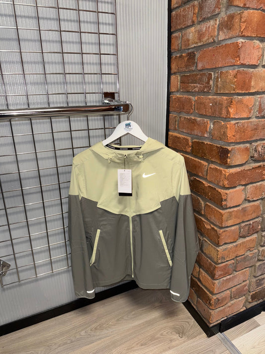 Nike Windrunner Jacket Olive | Stucco