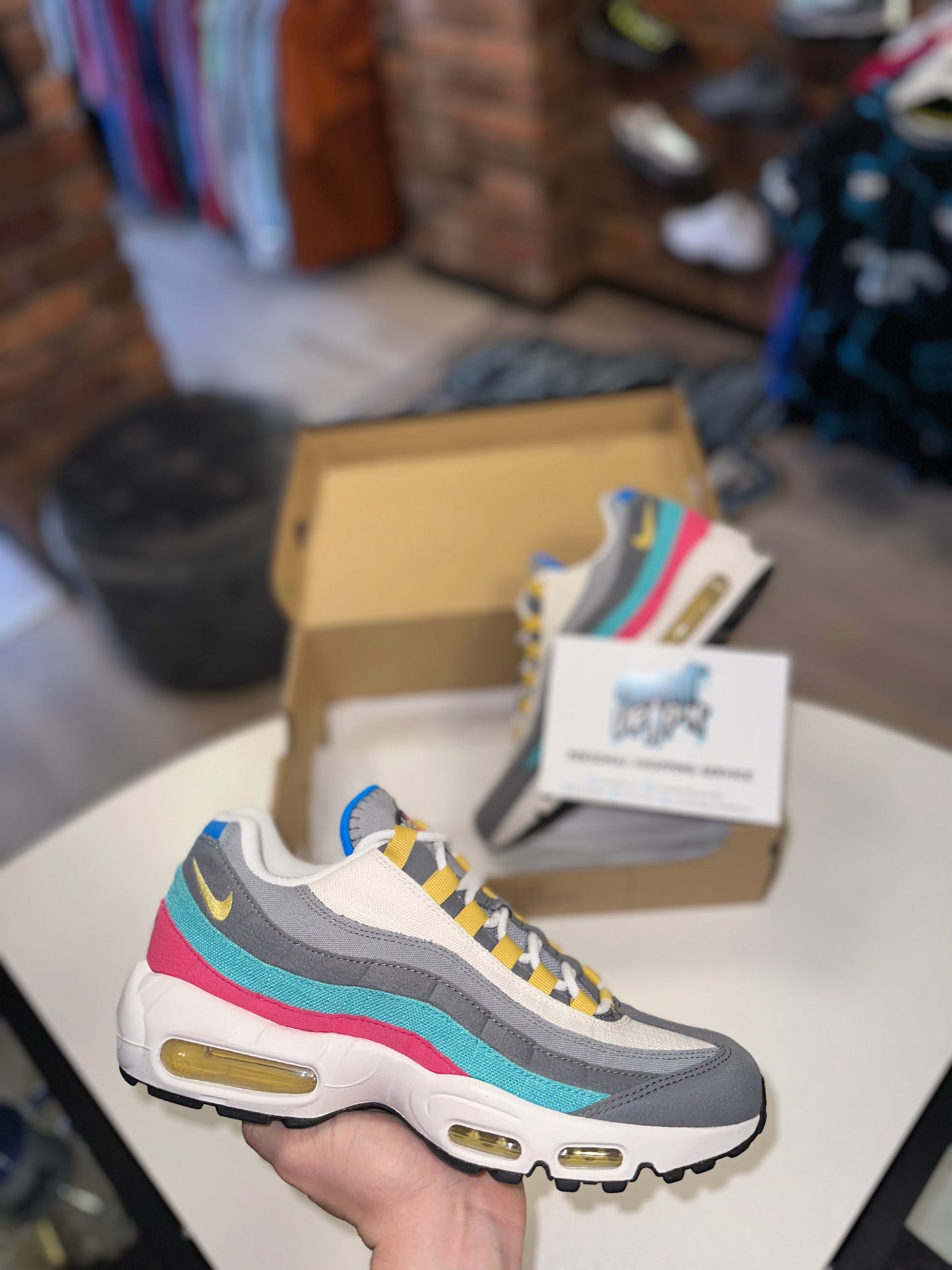 Nike Air Max 95’s Air Sprung Grey Aqua Pink 2022